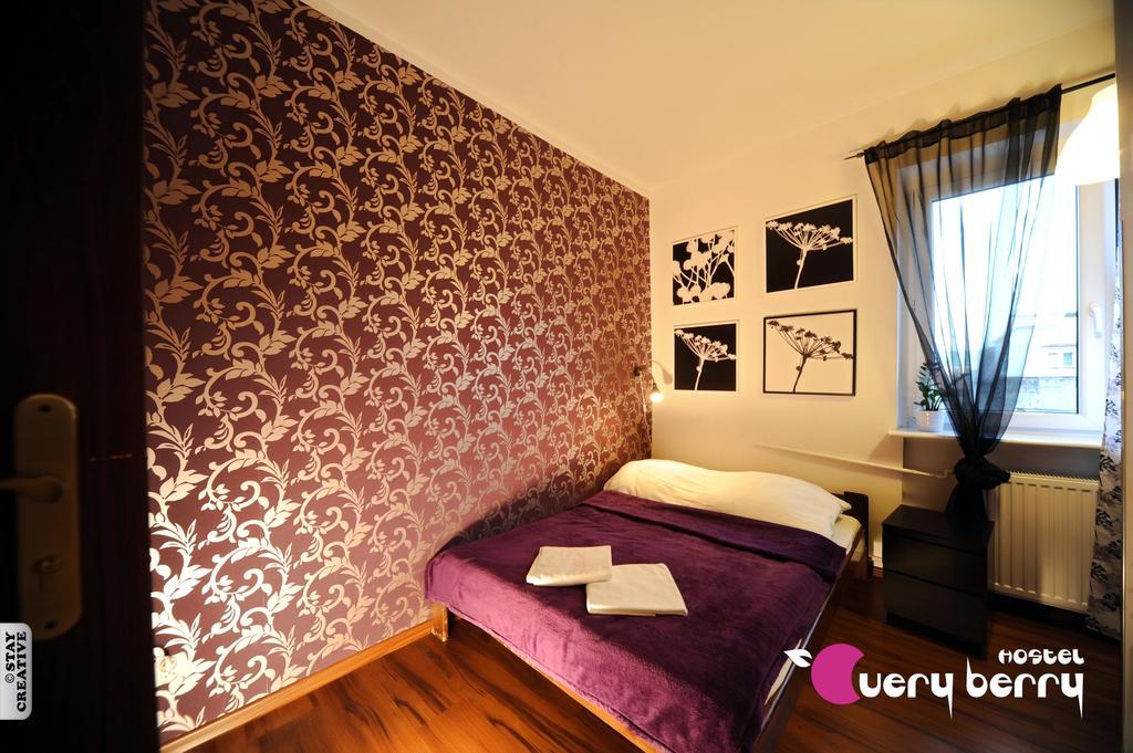 Very Berry Hostel - Old Town, Parking, Lift, Reception 24H 波兹南 外观 照片